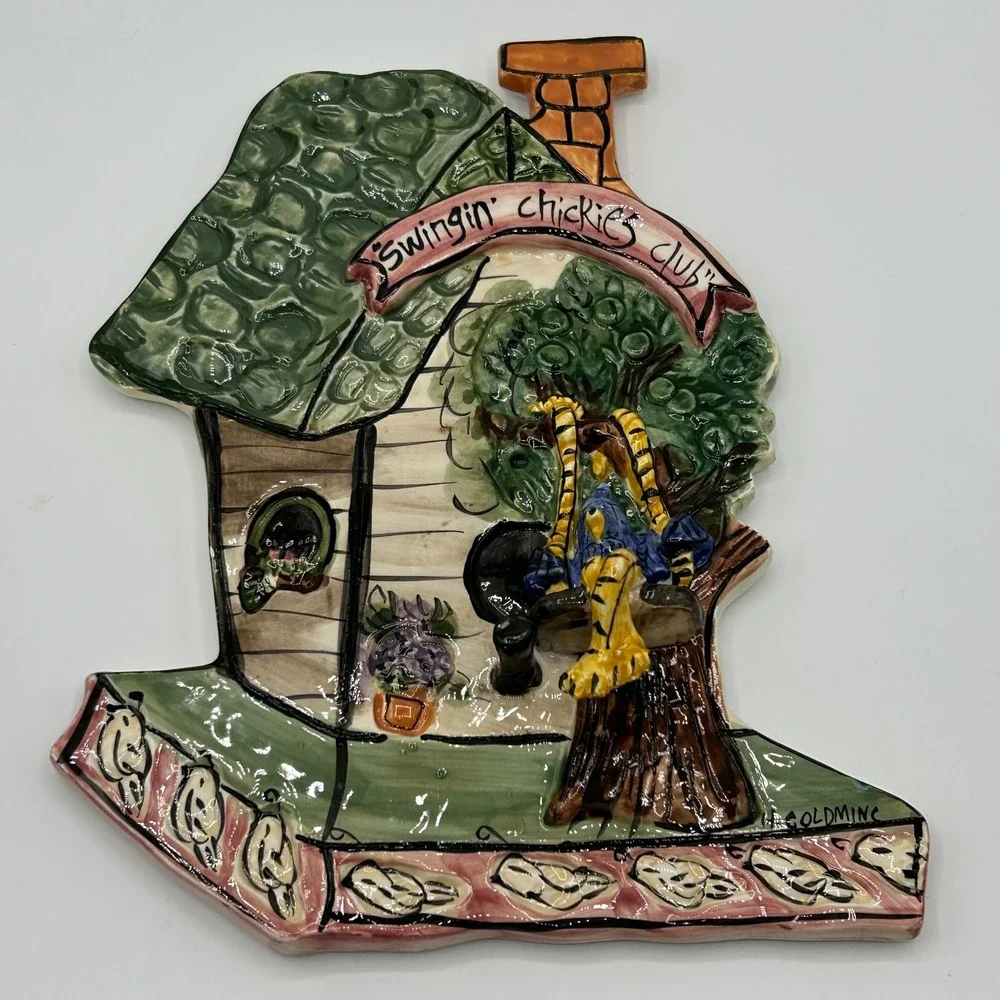 VTG Blue Sky Clayworks‎ H Goldmine Swingin Chickies Club Wall Hanging Folk Decor
